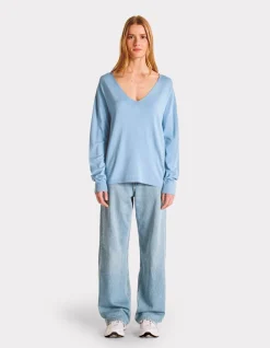 Celio Pull fluide col V en viscose Ecovero - bleu clair^Femme Pulls