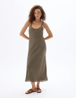 Celio Robe longue satiné - kaki^Femme Robes|Robes