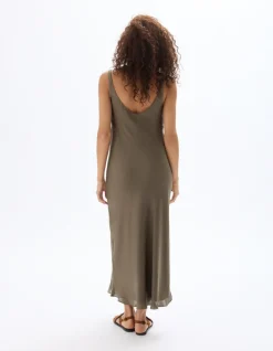 Celio Robe longue satiné - kaki^Femme Robes|Robes
